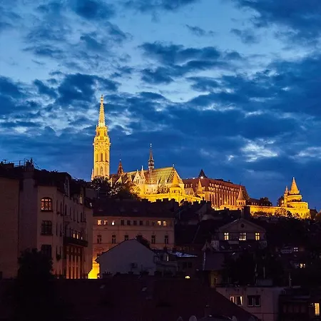 Butik Design Buda Budapest